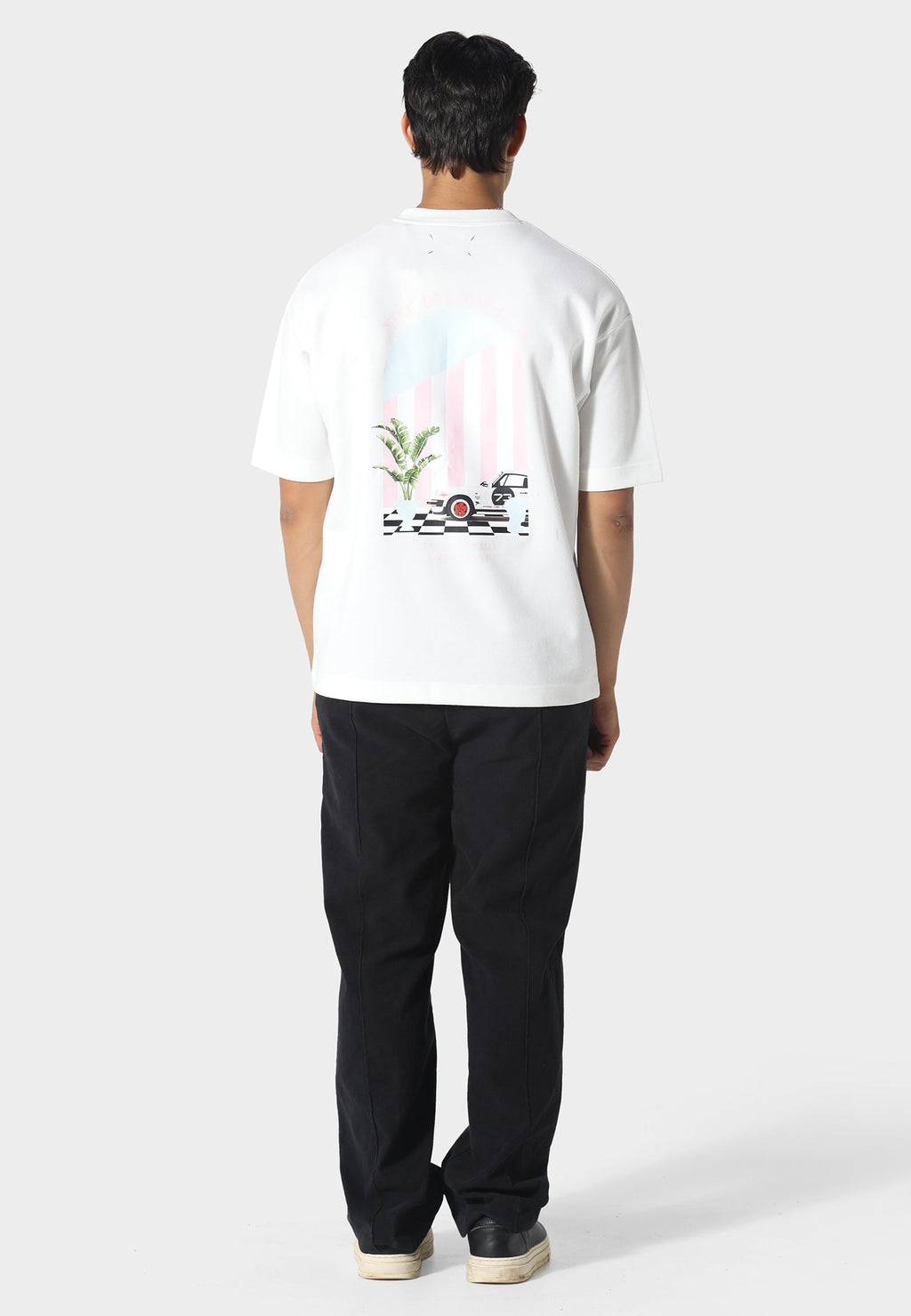 911 Club Off White T-Shirt