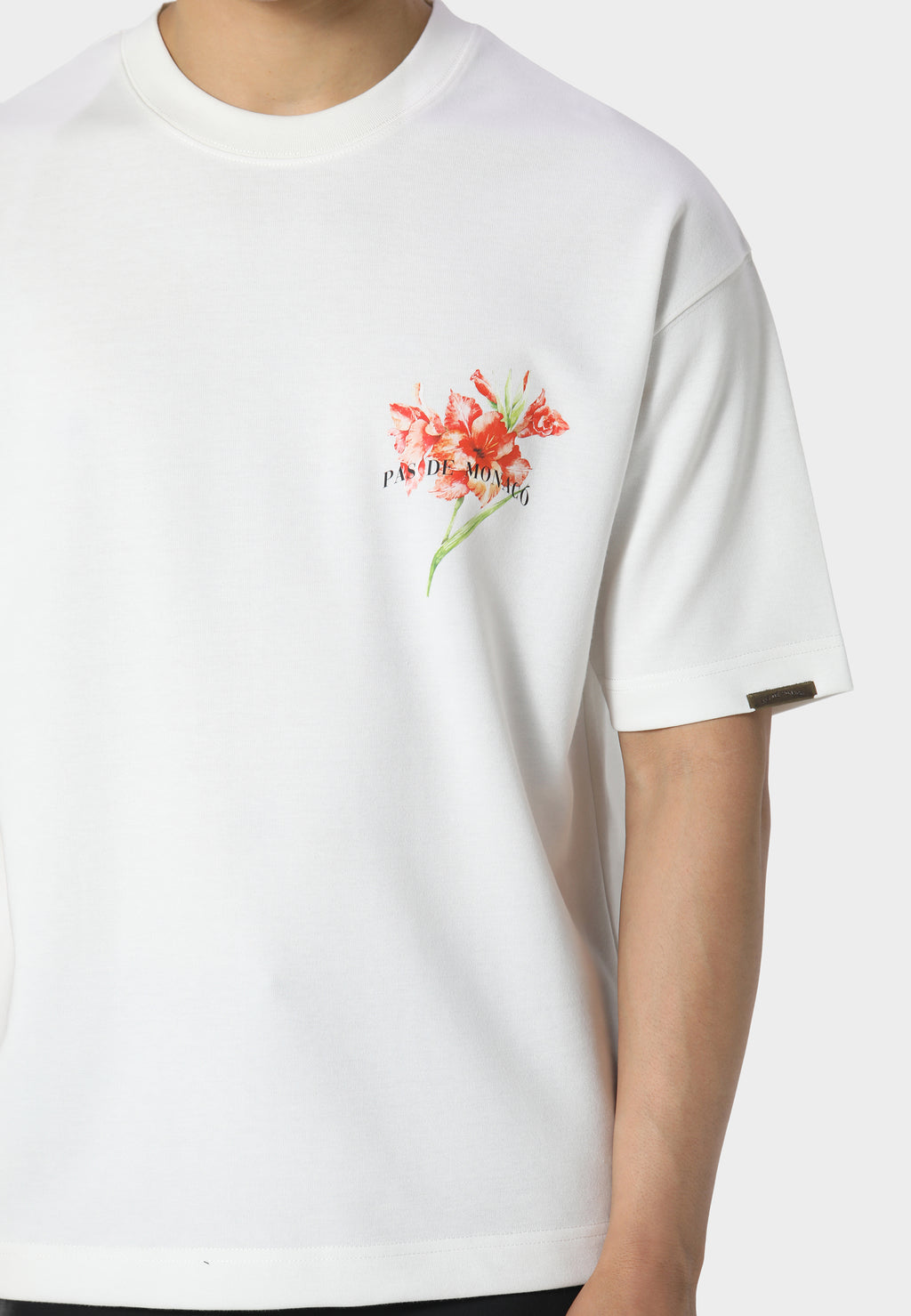Eclosion Off White T-Shirt