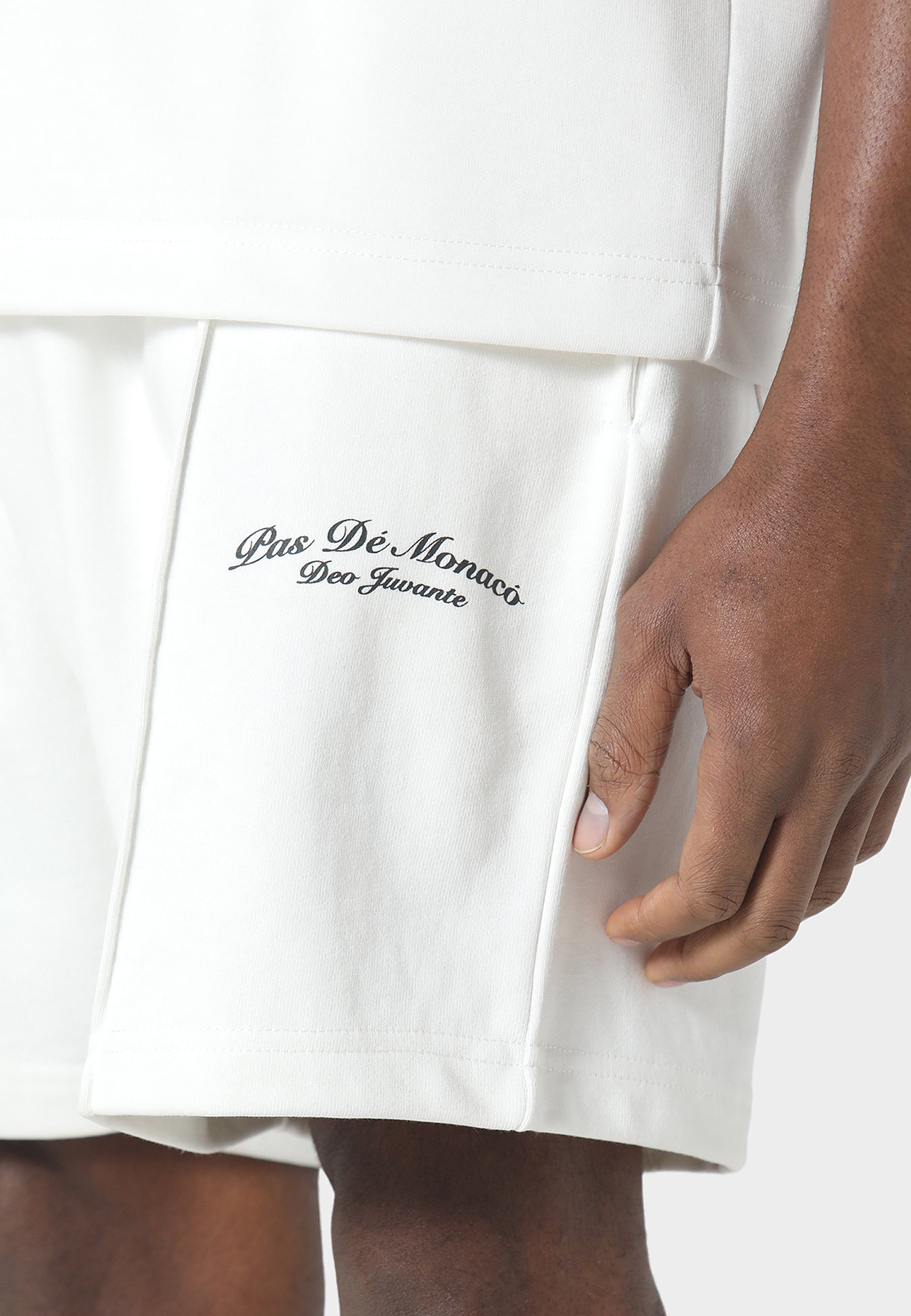 Ecrit Off White Shorts