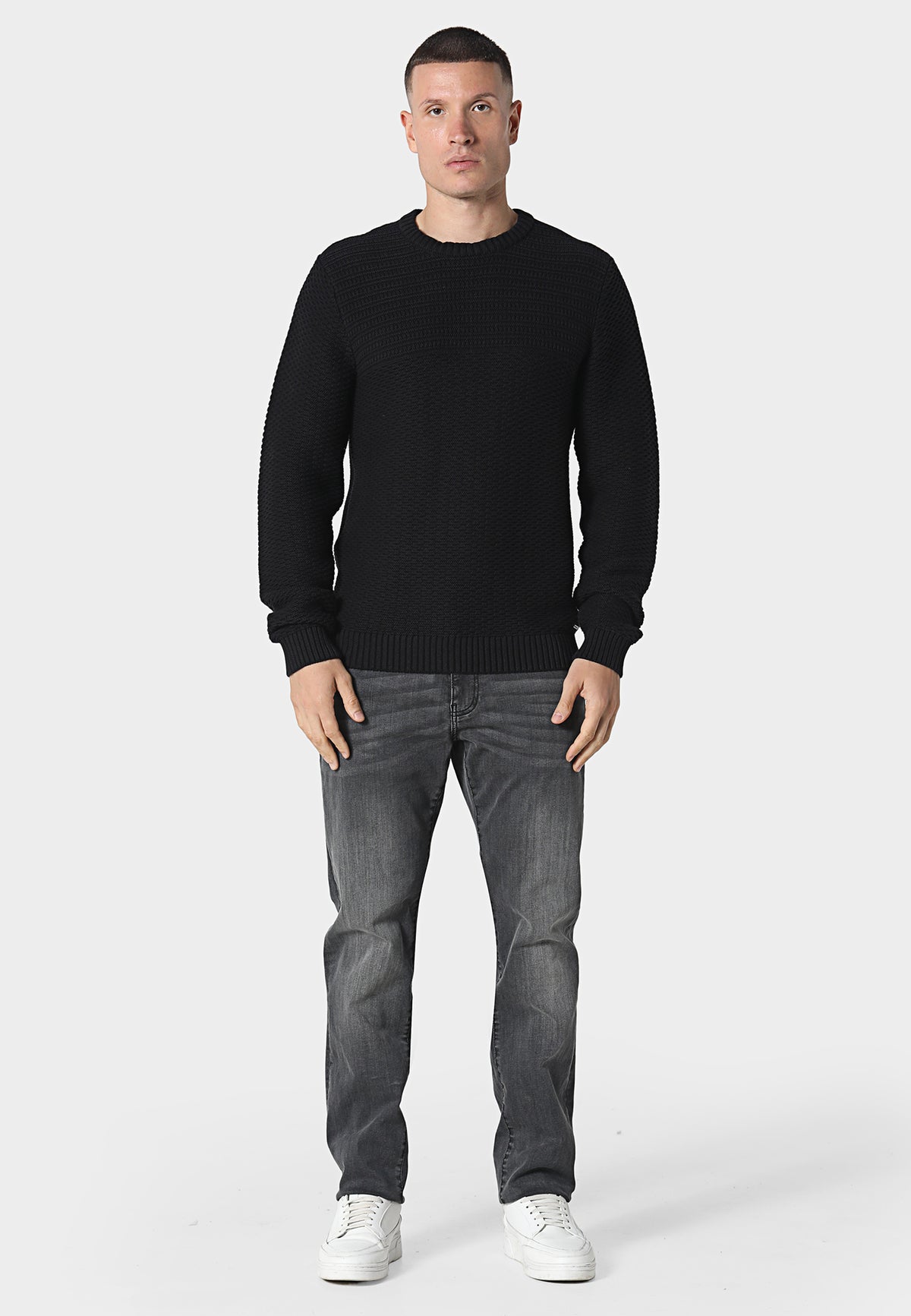 Evaron Knitwear Black