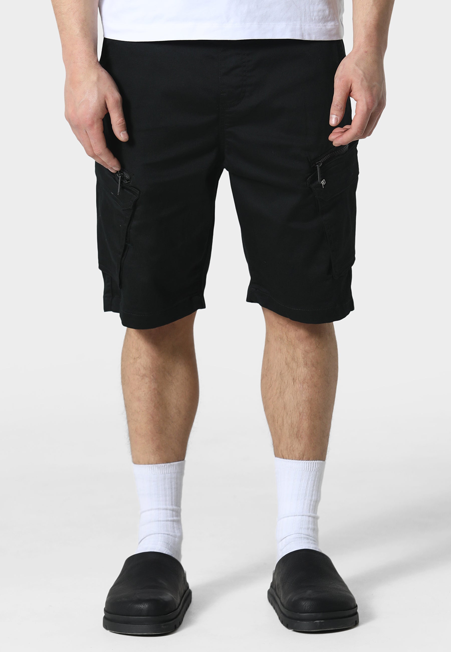 Eythorn Black Cargo Shorts