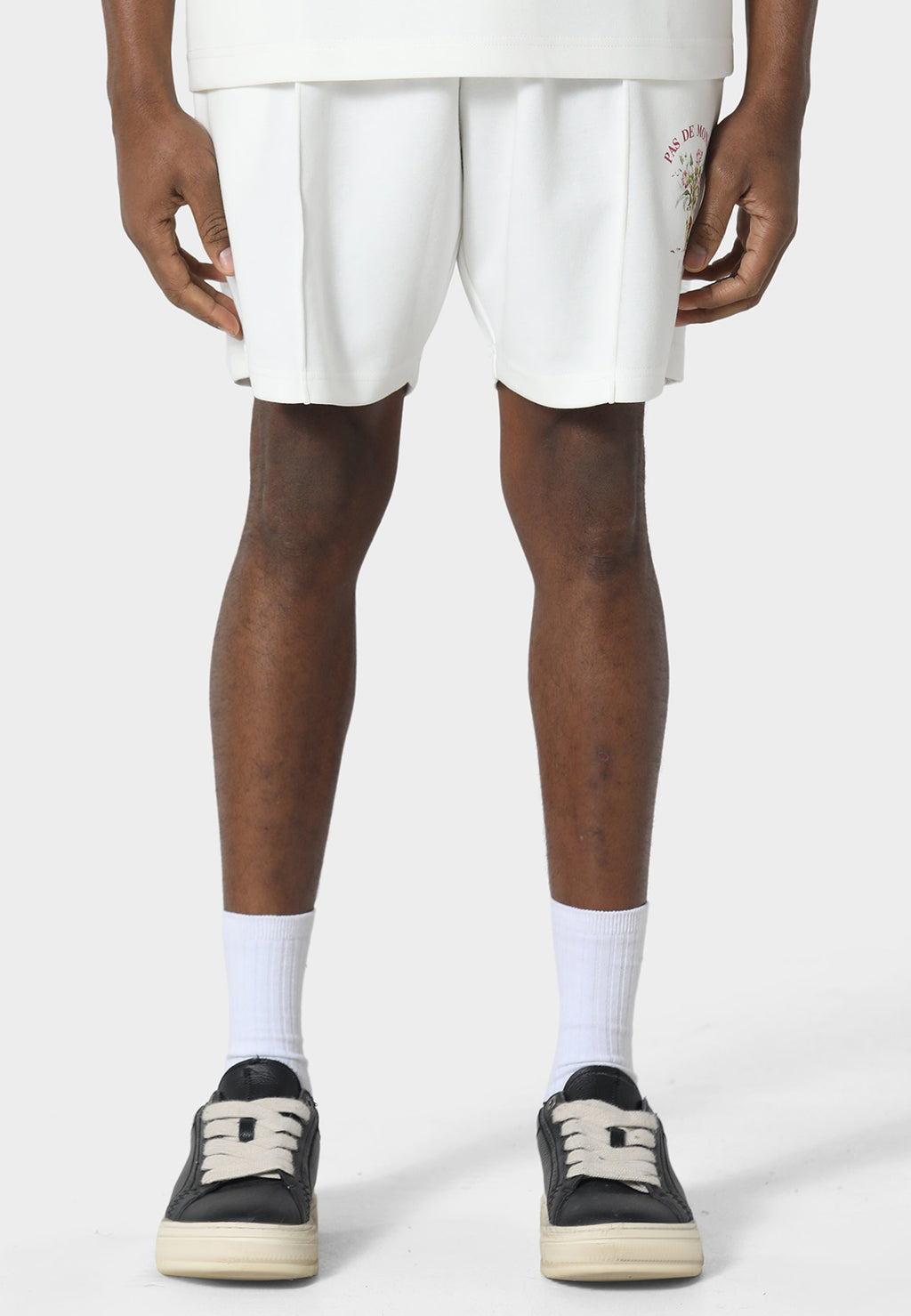 Giardino Off White Shorts