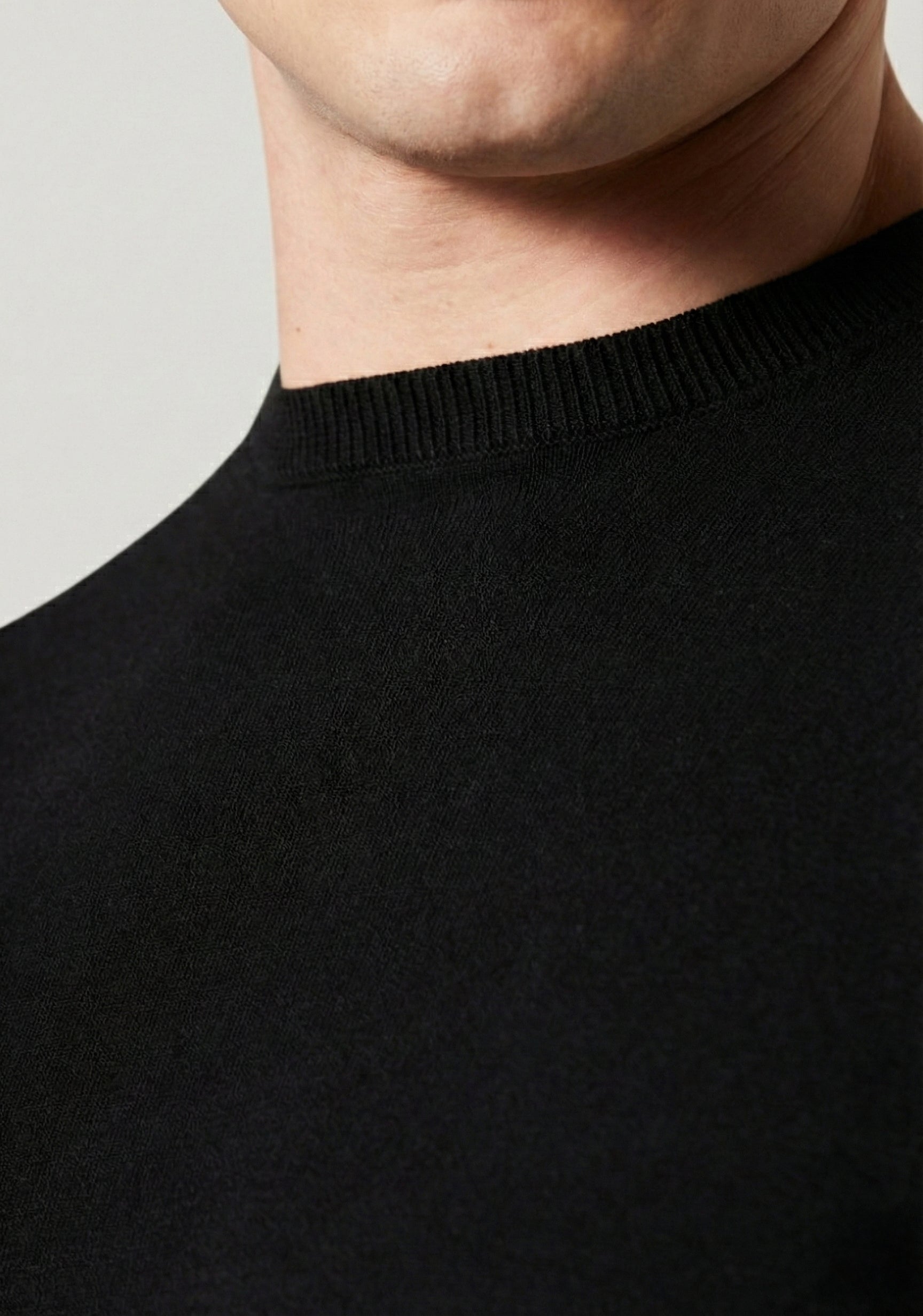 Durham Black Knitted Sweatshirt