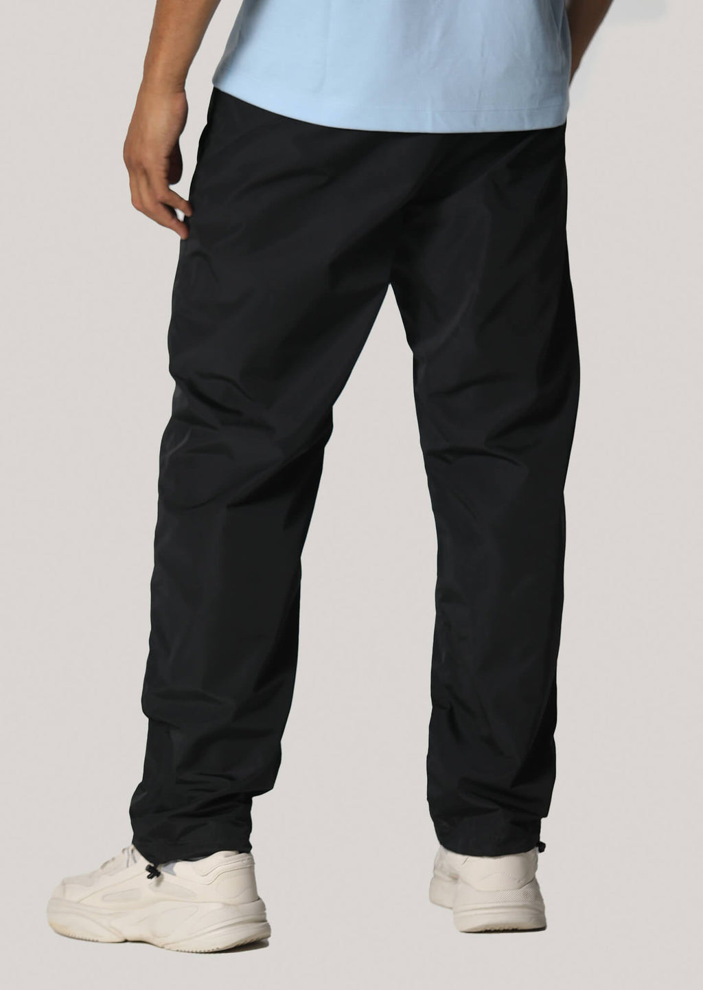 Hitch Black Trackpant