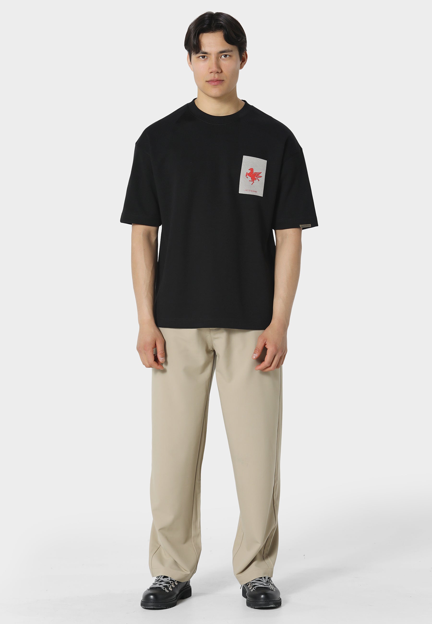 La Pegaus Black T-Shirt
