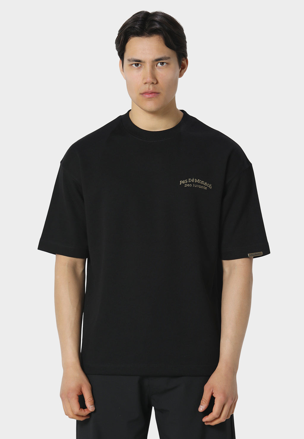 Livante Black T-Shirt