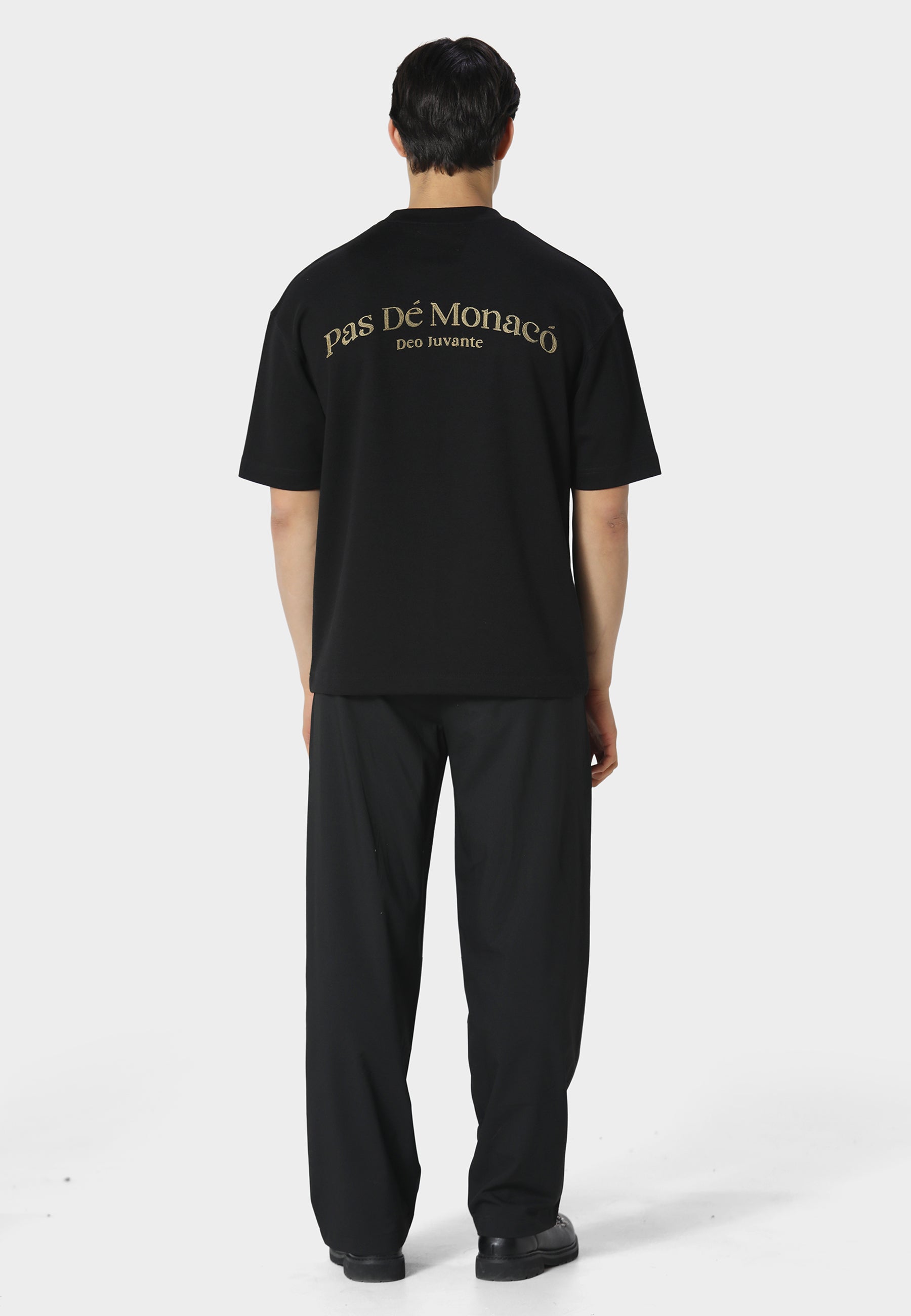 Livante Black T-Shirt