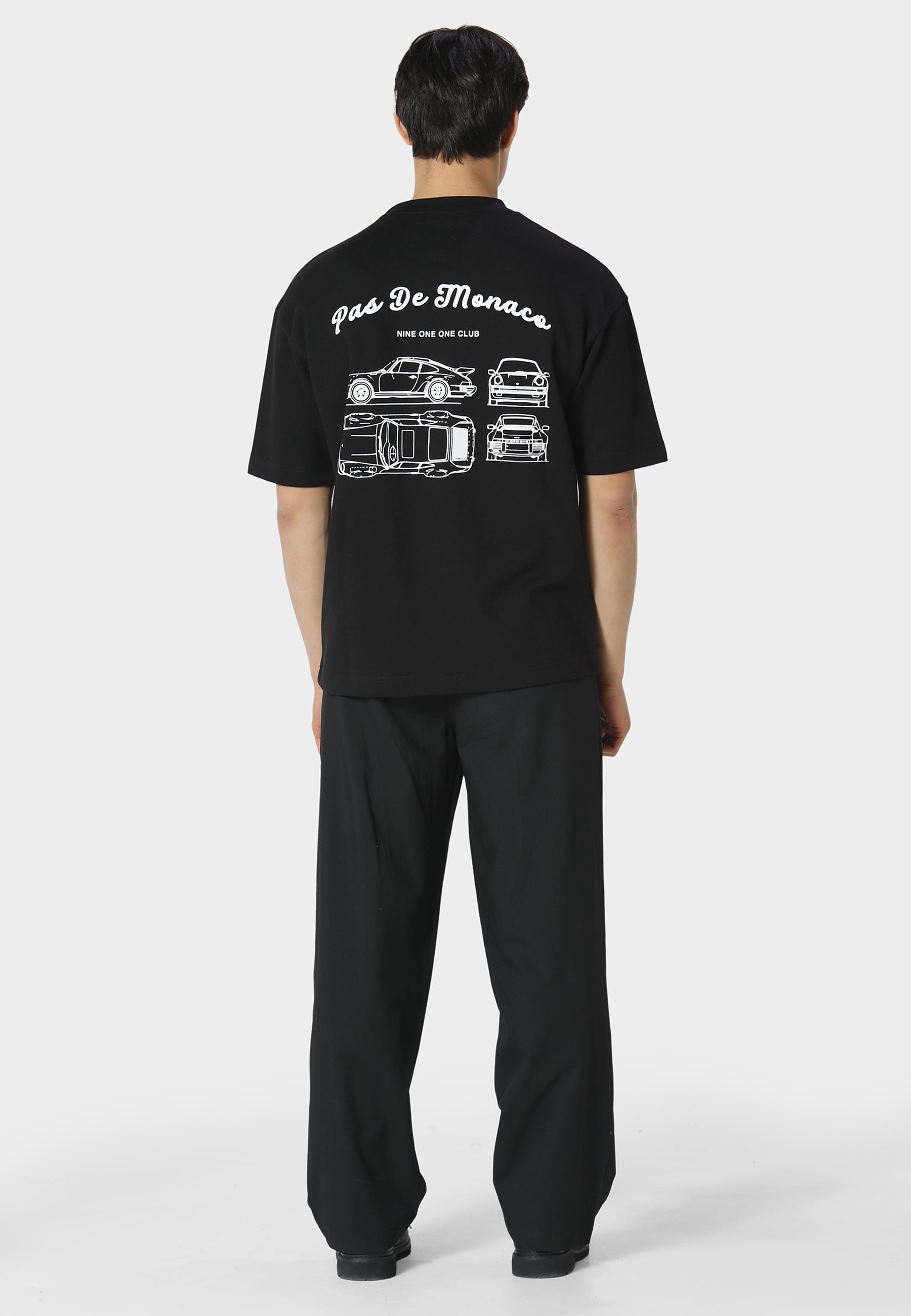 Modele Black T-Shirt