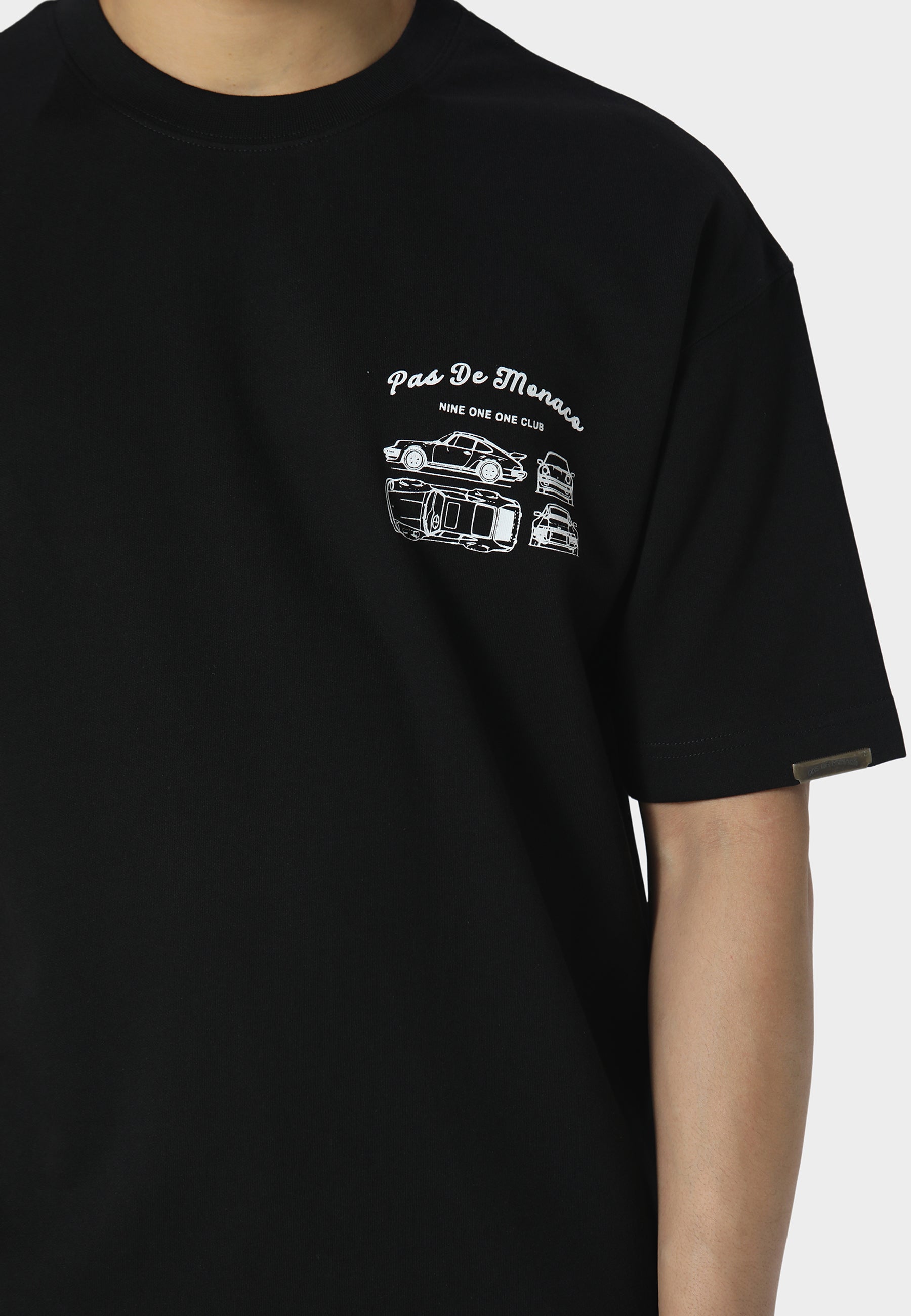 Modele Black T-Shirt