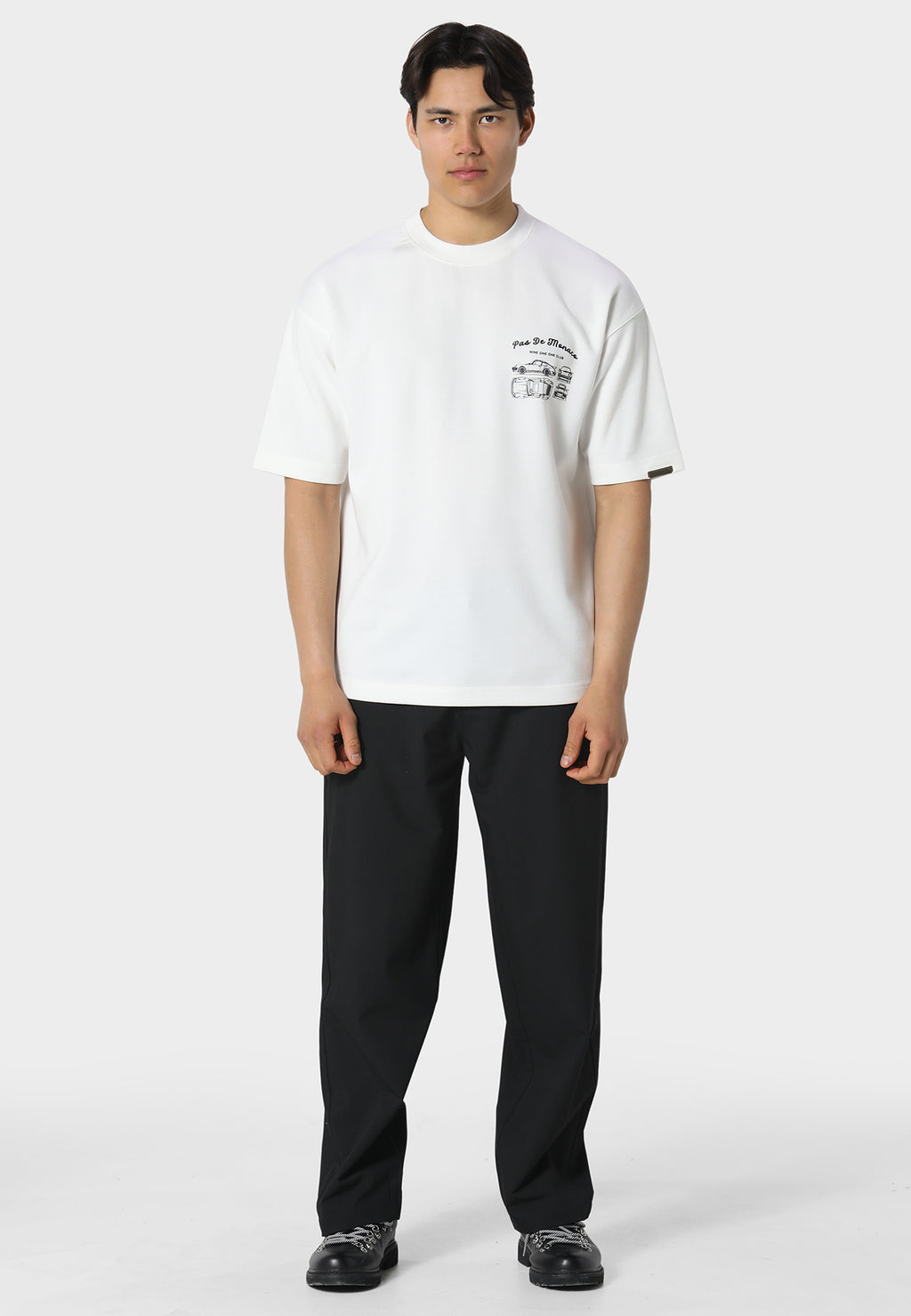 Modele Off White T-Shirt
