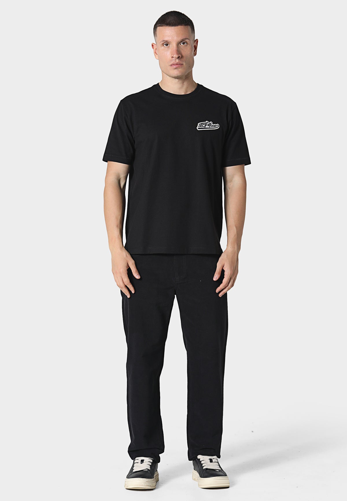 Nivrak Cargo Pants Black