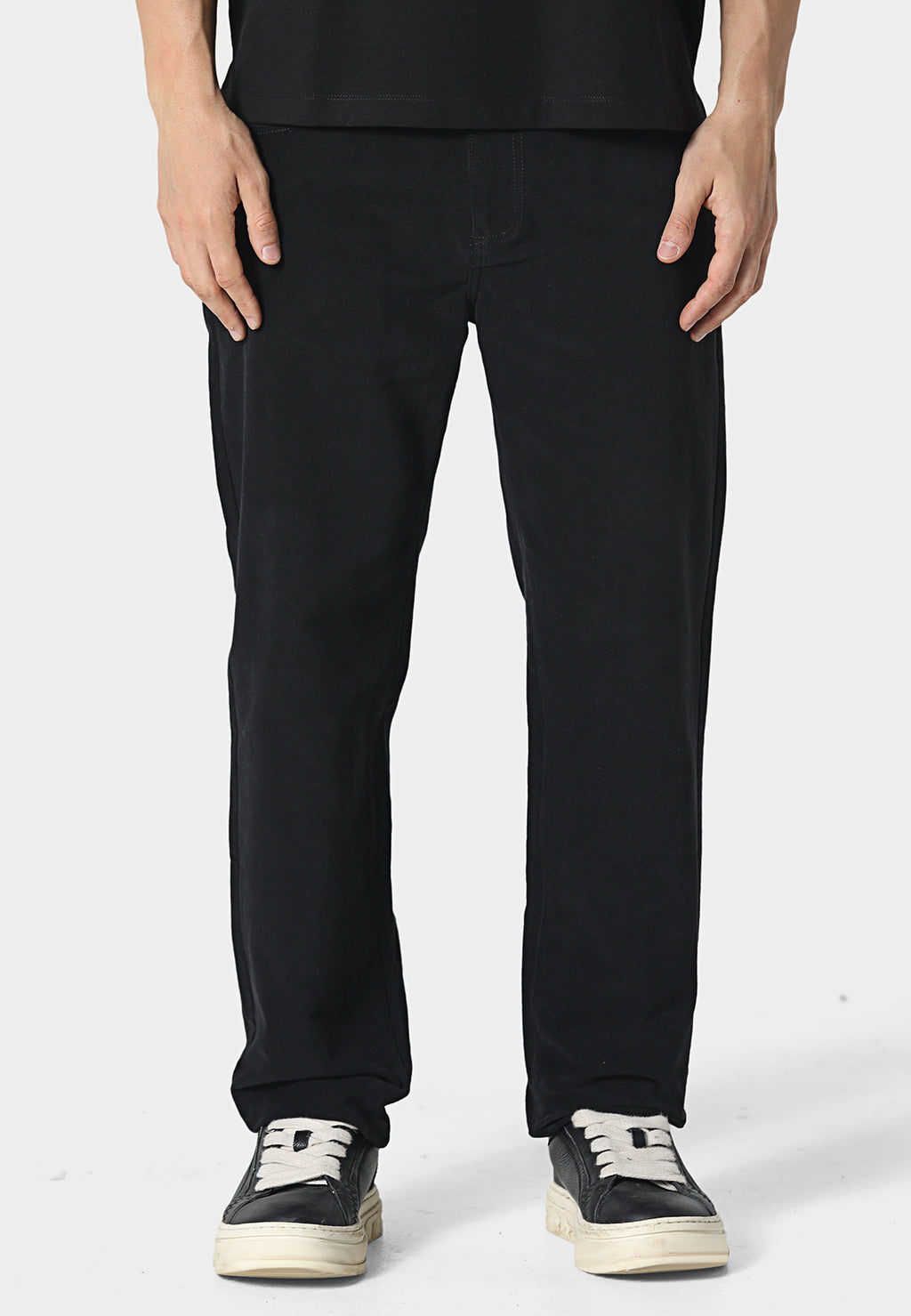 Nivrak Cargo Pants Black
