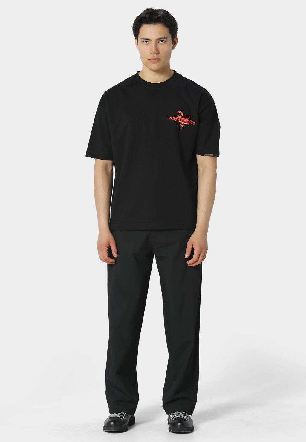 Pegaus Chevron Black T-Shirt