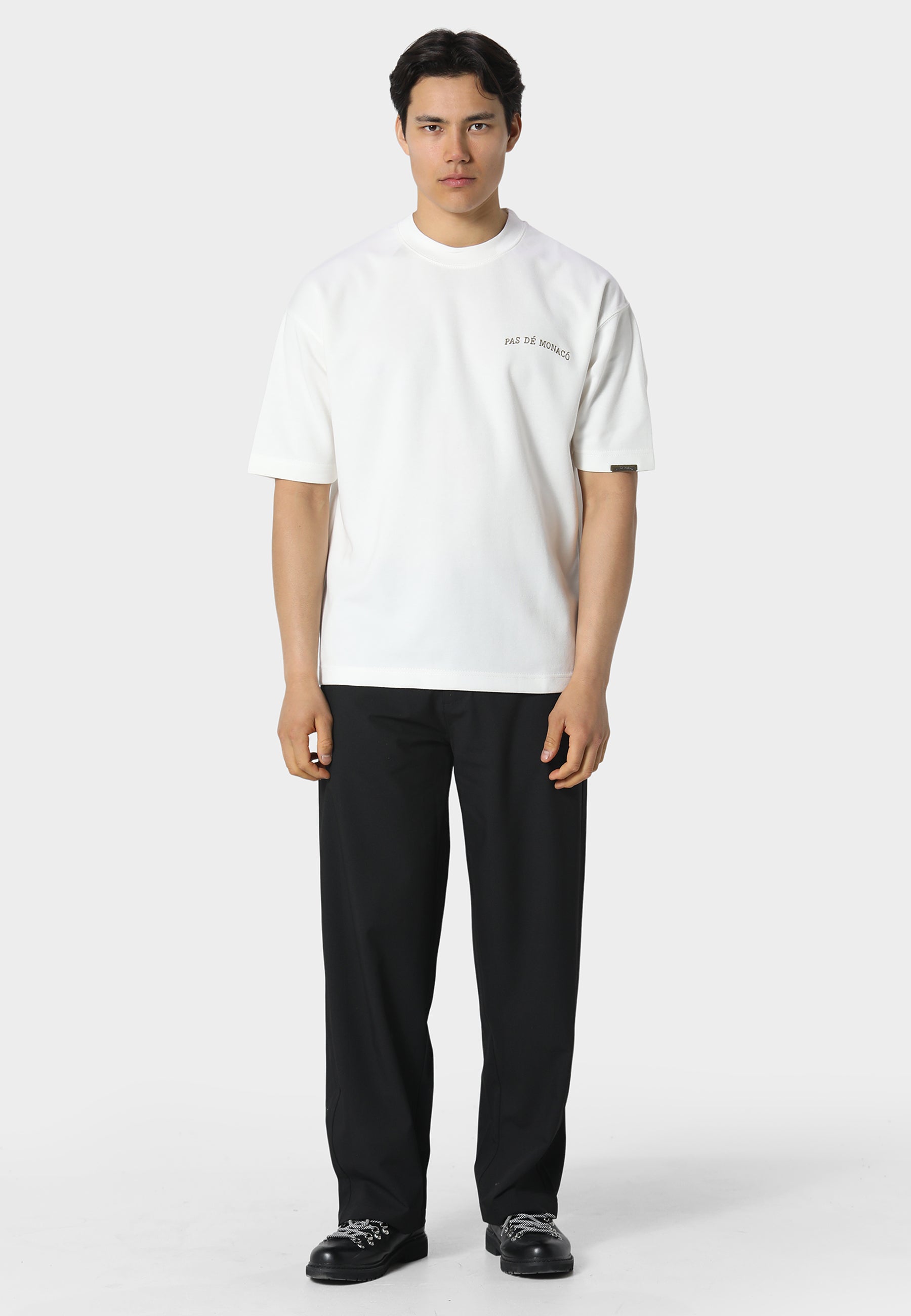 Serif Off White T-Shirt
