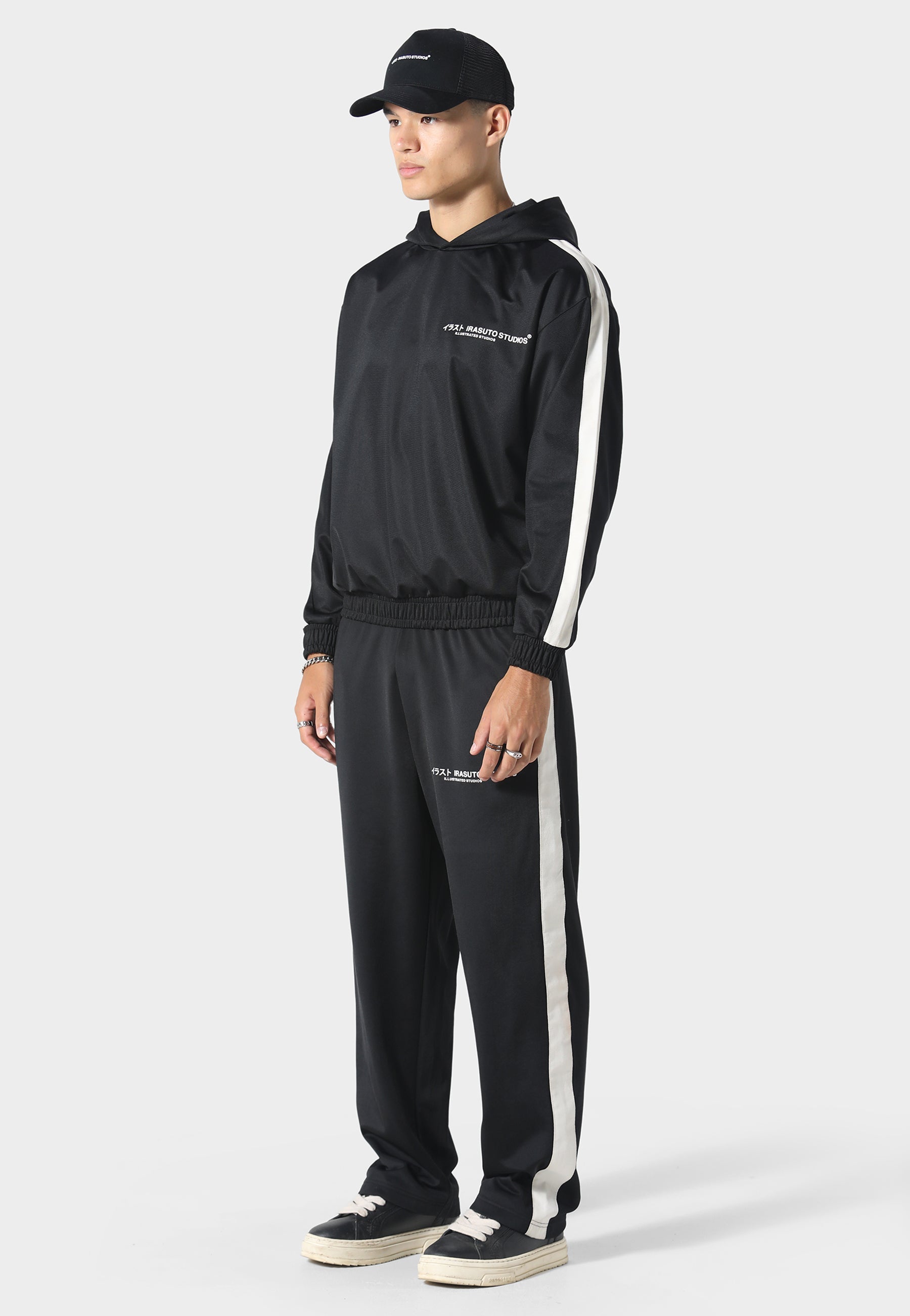 Tricote Black Hoodie
