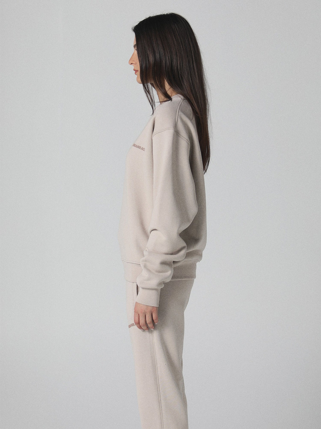 World Crewneck in Deep Taupe