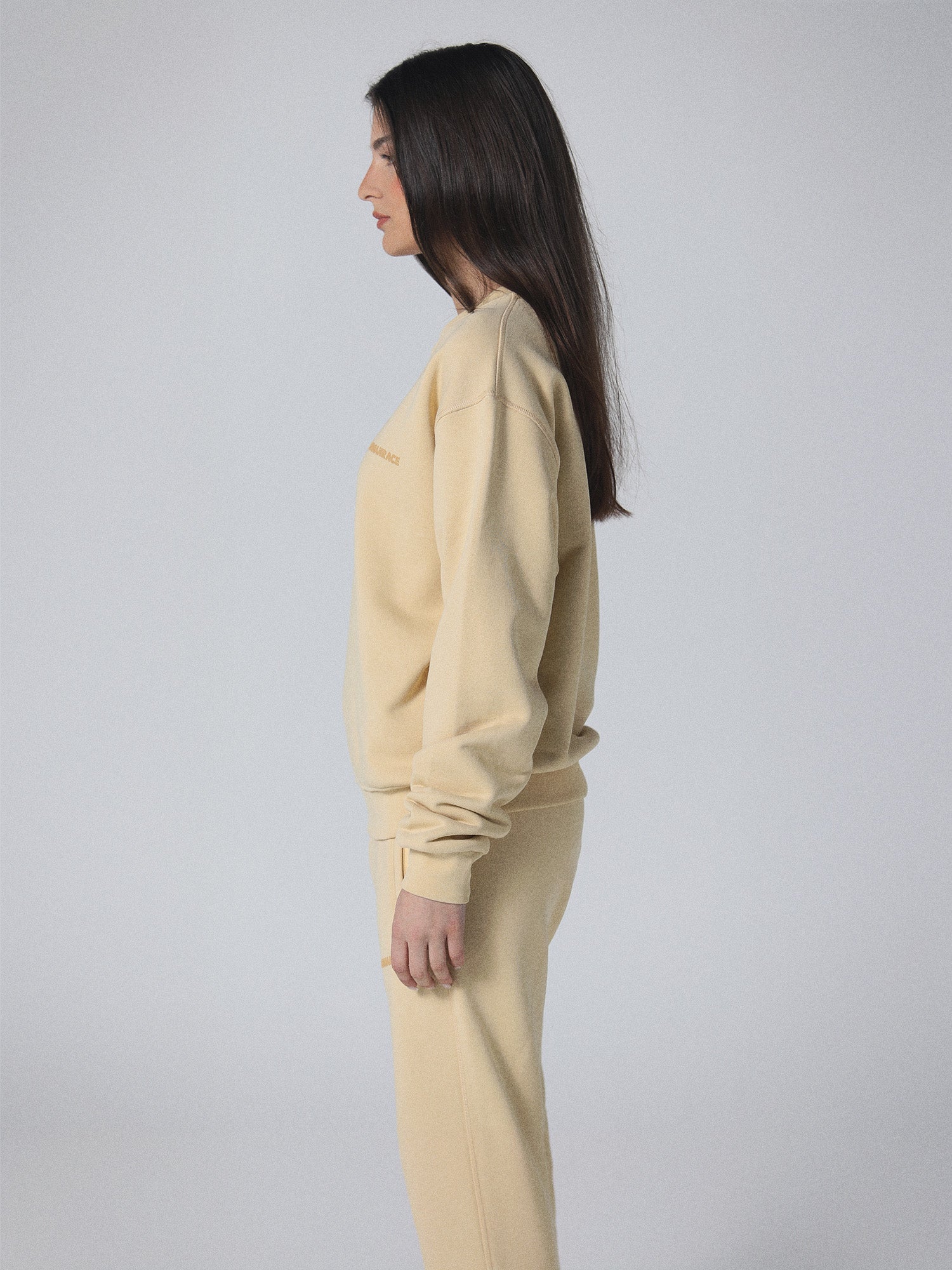 World Crewneck in Vintage Yellow